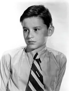 Images Dated 7th March 2011: Roddy McDowall, ca. 1943