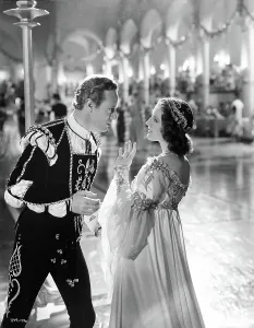 Meeting Prints: ROMEO AND JULIET, Leslie Howard, Norma Shearer, 1936
