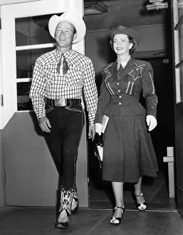 Actor Prints: Roy Rogers, and his wife Dale Evans, circa 1953. Courtesy: CSU Archives/Everett Collection