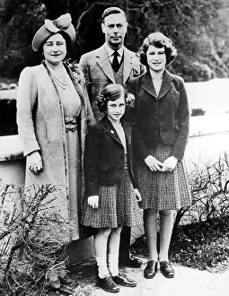 Royal Family Prints: The Royal Family, Queen Elizabeth (later the Queen Mother)
