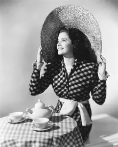 Lockwood Prints: RULERS OF THE SEA, Margaret Lockwood, 1939