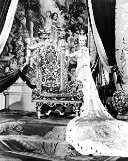 Crown Prints: RUNAWAY QUEEN, (aka THE QUEEN'S AFFAIR), Anna Neagle, 1934
