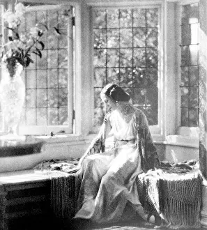 Dancer Prints: Russian ballet dancer Anna Pavlova