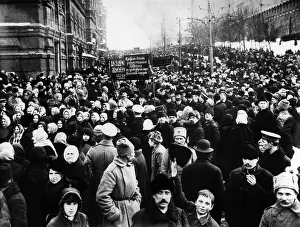 Russia Prints: Russian Revolution, ca.mid to late 1910's. Courtesy: CSU Archives/Everett Collection