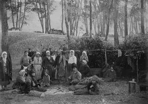 Famine Prints: Russians camped out during the famines of 1918-1921