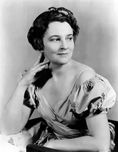 Images Dated 8th March 2007: Ruth Draper, 1941. Courtesy: CSU Archives/Everett Collection