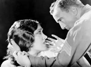 Sergeant Prints: SADIE THOMPSON, from left, Gloria Swanson, Raoul Walsh, 1928