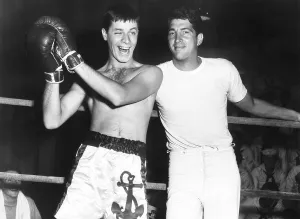 Images Dated 16th December 2014: SAILOR BEWARE, from left, Jerry Lewis, Dean Martin, 1952