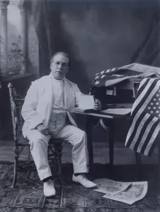 White Suit Prints: Samuel Gompers (1950-1924), founded the American Federation of Labor (AFL)