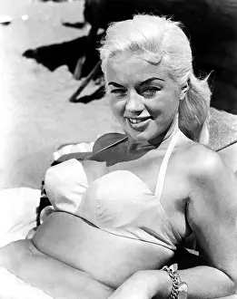 Dors Prints: SCENT OF MYSTERY, Diana Dors, 1960