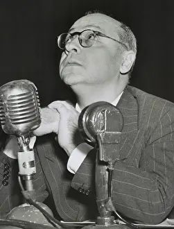 Comic Prints: Screenwriter Morrie Ryskind testified to the Un-American Activities Committee (HUAAC)