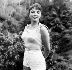 Shorts Prints: SEA WIFE, Joan Collins, on-set