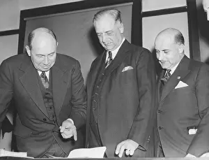 Witness Prints: The SEC hearing into Amadeo Giannini's (center)