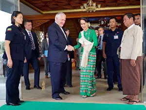 Businessman Prints: Sec. of State, Rex Tillerson, meets with Burmese State Counsellor Aung San Suu Kyi