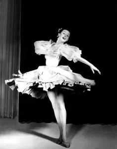 Twirling Prints: THE SECRET PEOPLE, Audrey Hepburn, 1952