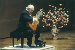 Segovia Prints: SEGOVIA, Andrs (1894-1987). Portrait during a performance