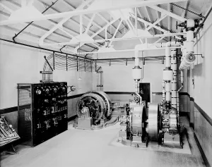 Engine Prints: Self-contained electric power station consisting of an engine (right) that powers the rotation of the dynamo (center)
