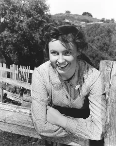 SERGEANT YORK, Joan Leslie, 1941