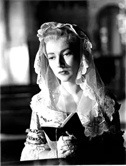 Images Dated 20th May 2019: SHADOW OF THE EAGLE, Valentina Cortese, 1950