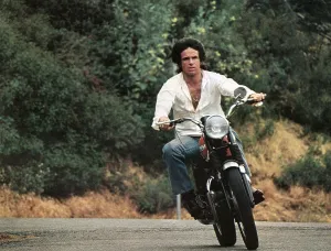 Motorcycle Prints: SHAMPOO, Warren Beatty, 1975