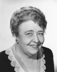 Images Dated 13th March 2014: SHE'S A SWEETHEART, Jane Darwell, 1944
