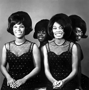 Harris Prints: The Shirelles, Shirley Owens, Beverly Lee