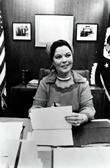 Kerchief Prints: Shirley Temple Black in her office, 1976. Courtesy: CSU Archives / Everett Collection