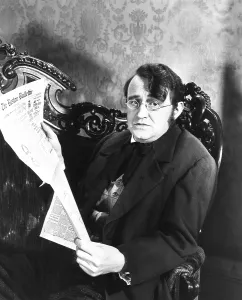 Images Dated 1st February 2016: THE SHOCKING MISS PILGRIM, Arthur Shields