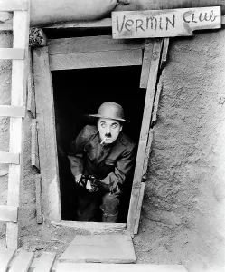 Images Dated 19th February 2010: SHOULDER ARMS, Charlie Chaplin, 1918