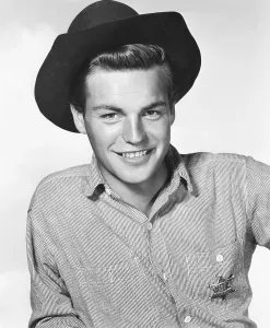 Badge Prints: THE SILVER WHIP, Robert Wagner