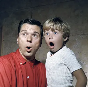 Jackie Prints: SKIPPY (unaired TV pilot), from left, director Jackie Cooper, Stanley Livingston, 1959
