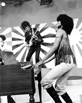 Vest Prints: SLY AND THE FAMILY STONE performing Everyday People on UPBEAT
