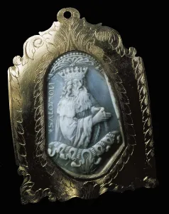 Cameo Prints: SOLOMON ( -931 BC). Portrait of Solomon made in tortoiseshell and gold