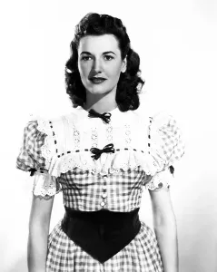 Peggy Prints: SON OF ZORRO, Peggy Stewert, 1947