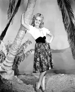 Peasant Blouse Prints: SONG OF THE ISLANDS, Betty Grable