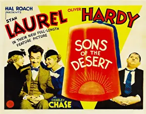 Hardy Prints: SONS OF THE DESERT, from left: Mae Busch, Stan Laurel, Dorothy Christy, Oliver Hardy, 1933