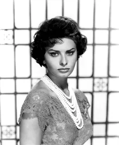 Eyeliner Prints: Sophia Loren, circa 1950s