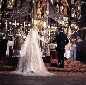 Priest Prints: THE SOUND OF MUSIC, bride and groom: Julie Andrews