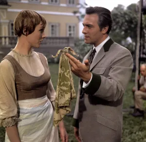 Biography Prints: THE SOUND OF MUSIC, from left: Julie Andrews