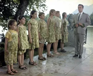 Angela Prints: THE SOUND OF MUSIC, from left: Kym Karath