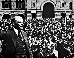 Vest Prints: Soviet Premier Vladimir Lenin (1870-1924)