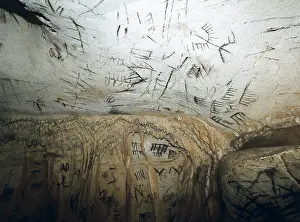 To Hunt Prints: SPAIN. BenajoAn. La Pileta Cave