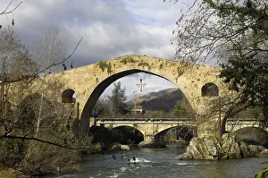 Asturian Prints: SPAIN. Cangas de Onis. Medieval bridge of Cangas (14th c)