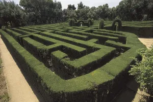 SPAIN. CATALONIA. BARCELONA. Barcelona. Horta Labyrinth Park. Labyrinth. AISA/Everett Collection**US SALES ONLY**