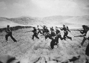 Spain. Civil War (1936-1939). Republican militia men on the front. AISA/Everett Collection**US SALES ONLY**