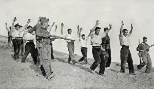 Spanisheurope Prints: Spain. Civil War. Arrest of republican militians in the front of Somosierra (July-August)