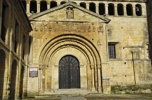 SPAIN. Santillana de Mar. Front of the Collegiate church. Romanesque art12th - 13th century. Romanesque art. Rafa Prez/AISA/Everett Collection (188211)**US SALES ONLY**