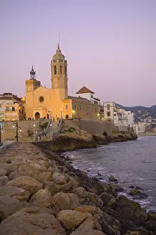 SPAIN. Sitges. Baluard Square and Church of Sant Bartomeu and Santa Tecla. Baroque art. - Rafa Perez/Iberfoto/Everett Collection (216957)**US SALES ONLY**