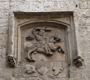 SPAIN. Valladolid. Church of Santiago Apstol. Gothic relief of Saint Jamesson of Zebedeeprotected by arch alfiz in the central apse. Gothic art. Relief