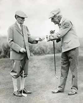 Rs4wn Prints: A splendid long putt deserves a dime'